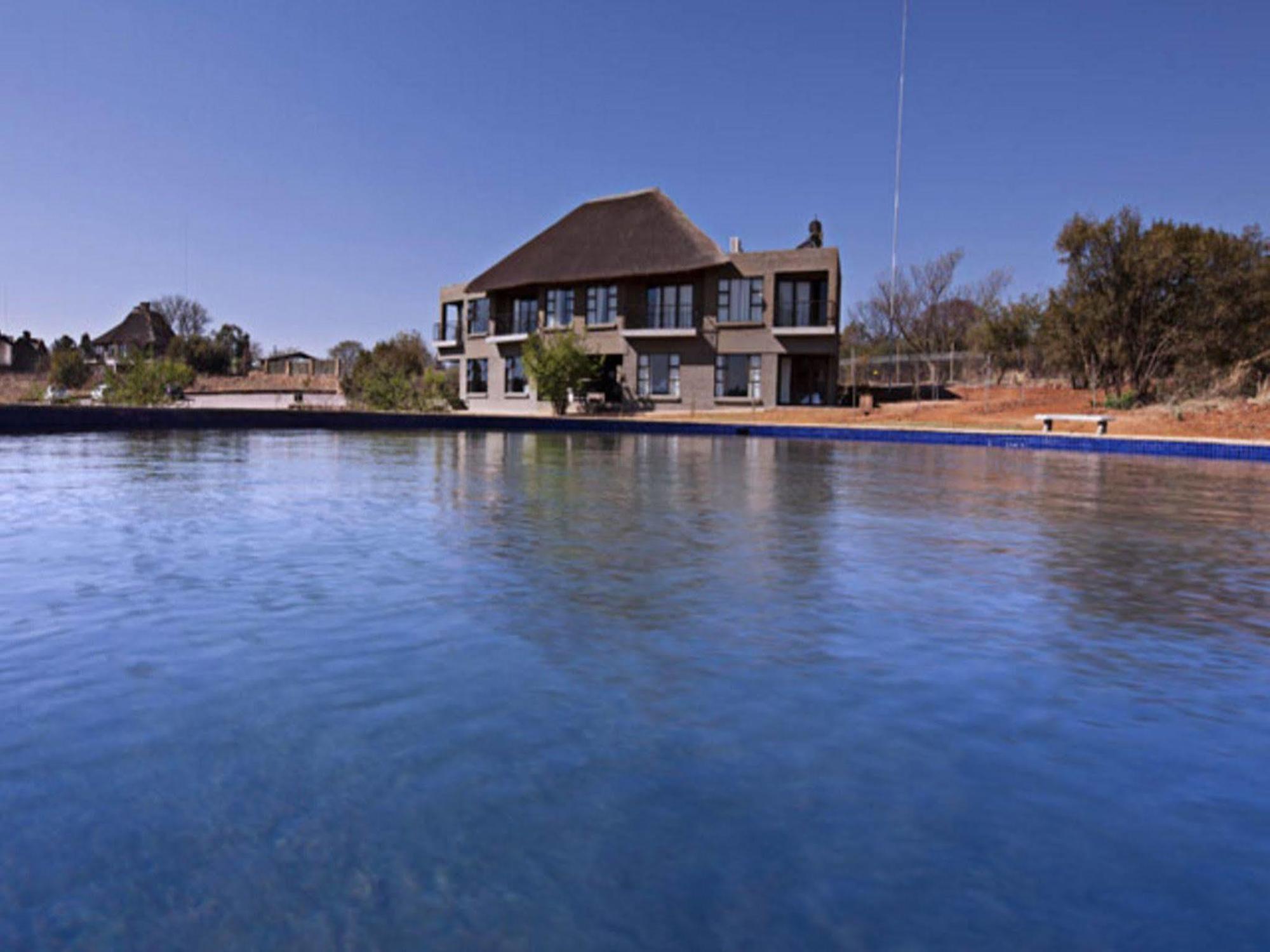 The Blades Hotel Pretoria Luaran gambar